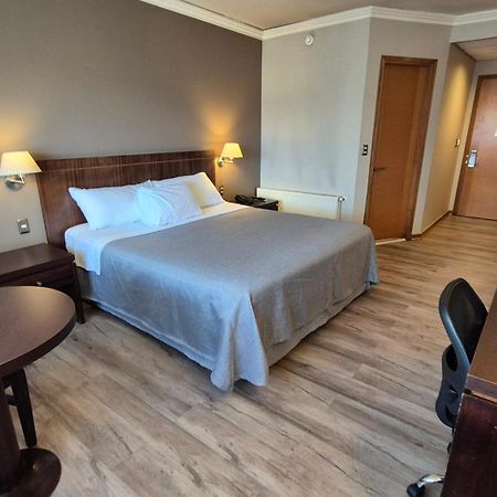 Hotel Diego De Almagro Coyhaique Kültér fotó