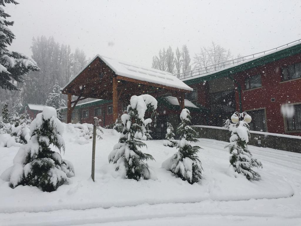 Hotel Diego De Almagro Coyhaique Kültér fotó